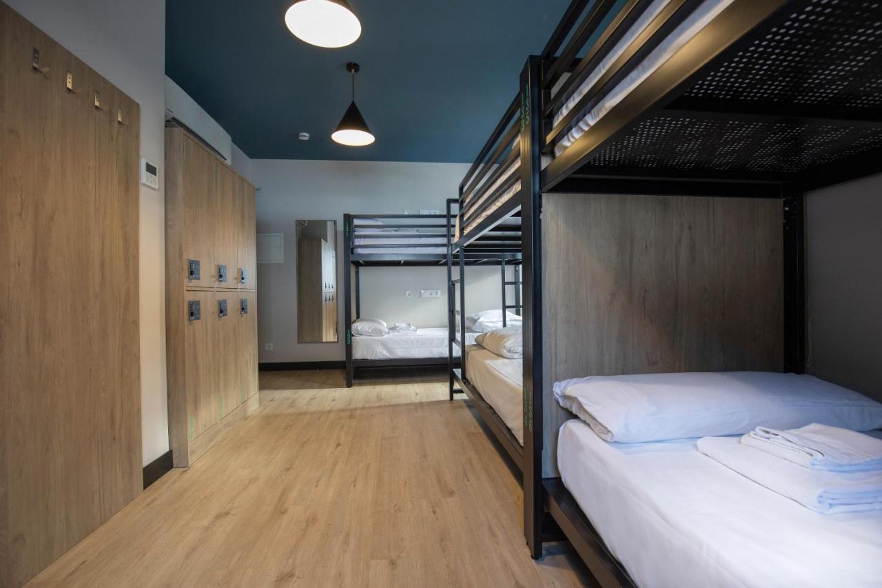 Font Andorra Hostel La Massana Ngoại thất bức ảnh