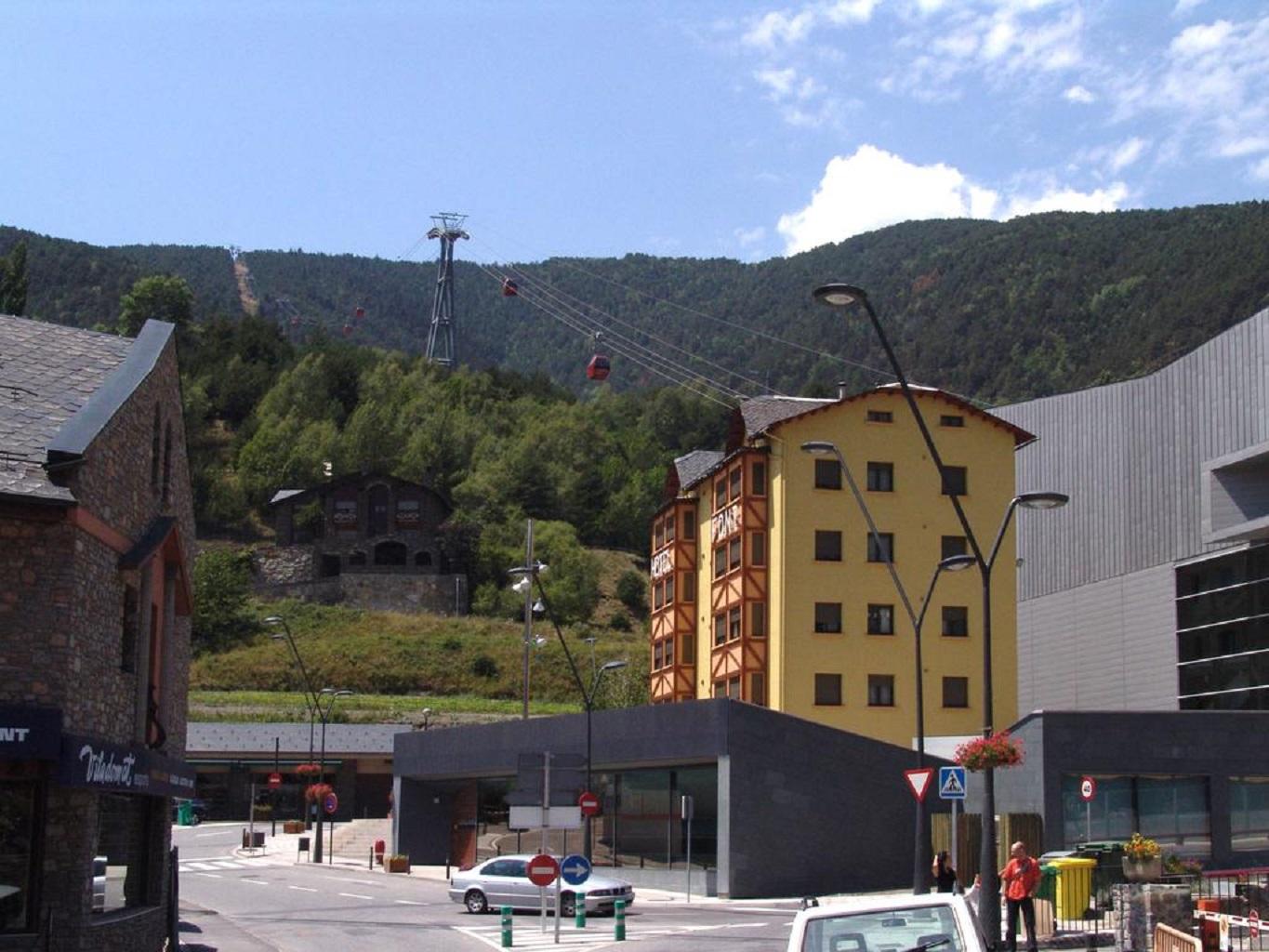 Font Andorra Hostel La Massana Ngoại thất bức ảnh