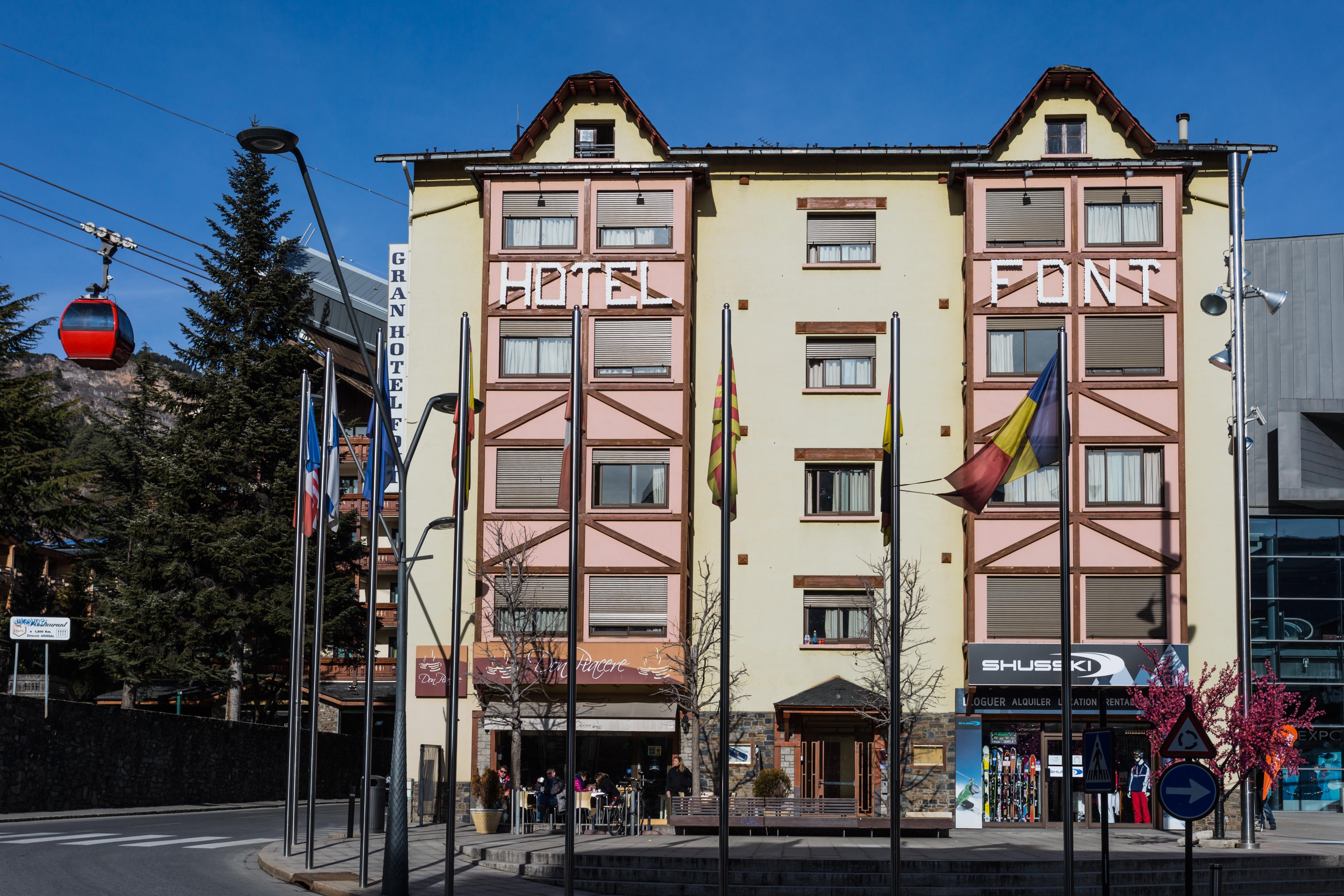 Font Andorra Hostel La Massana Ngoại thất bức ảnh