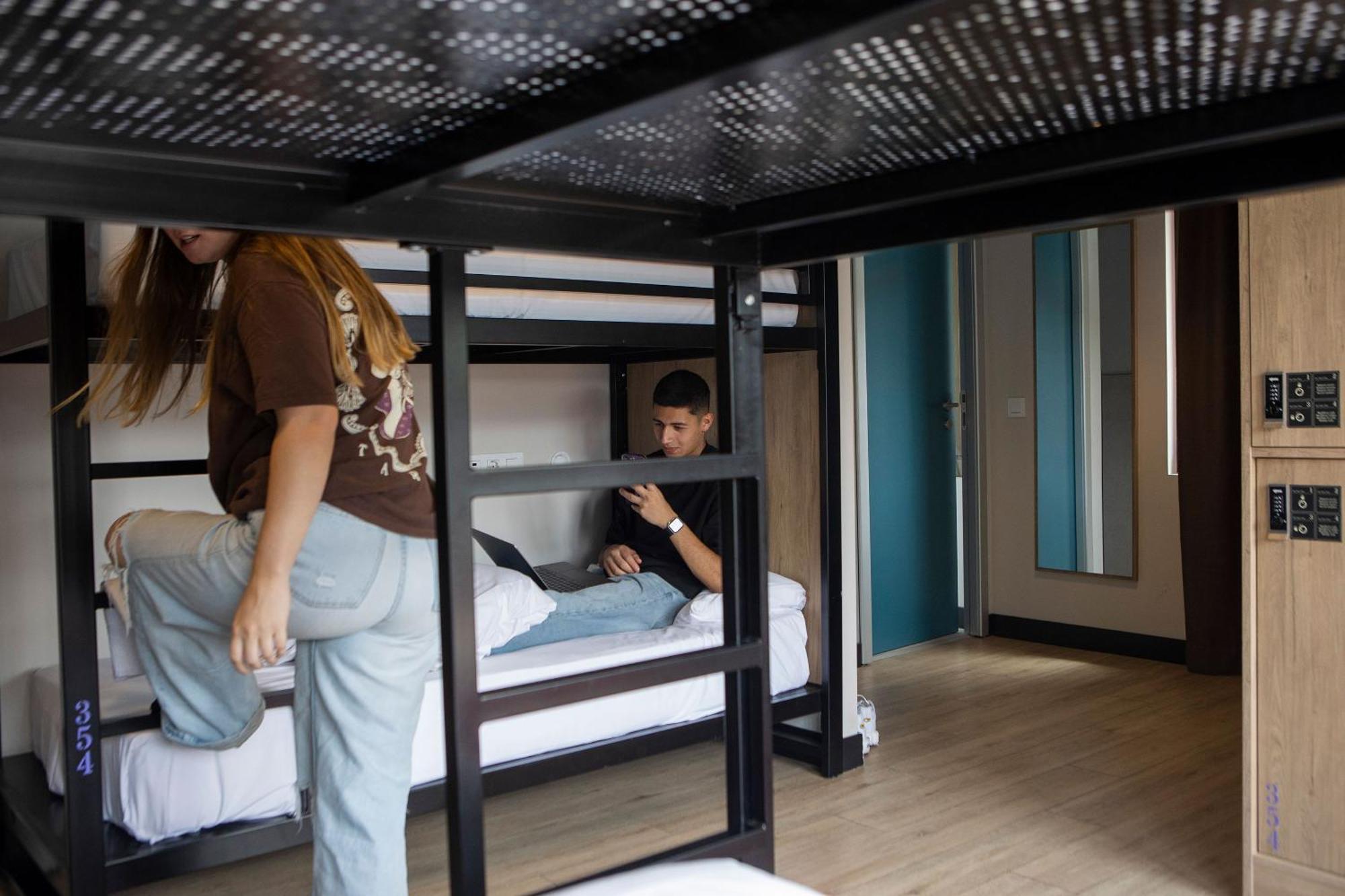 Font Andorra Hostel La Massana Ngoại thất bức ảnh