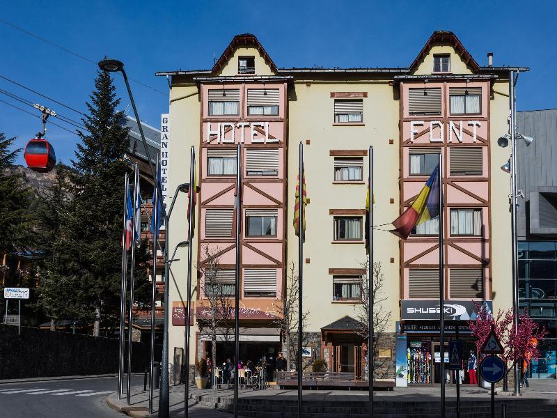 Font Andorra Hostel La Massana Ngoại thất bức ảnh